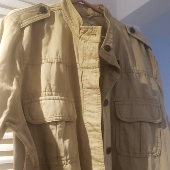 Jacket - Picture 2 of 4